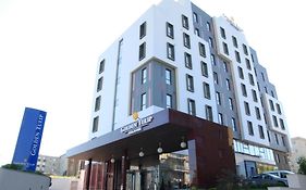 Golden Tulip Ana Dome Hotel Cluj-Napoca Exterior photo