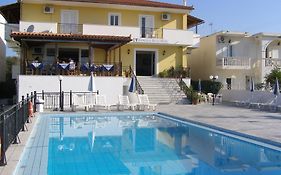 Andreolas Beach Hotel Tsilivi  Exterior photo