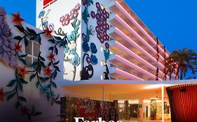 The Unexpected Ibiza Hotel - Ushuaia Club Entrance Included (Adults Only) Playa d'en Bossa Exterior photo