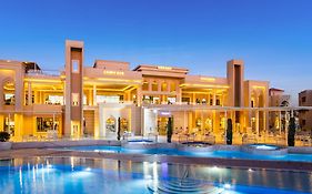 Pickalbatros Sea World Resort Hurghada Exterior photo