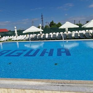 Motel Laguna Beiuș Exterior photo