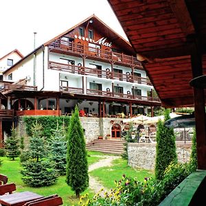Pensiunea Mai Răşinari Exterior photo